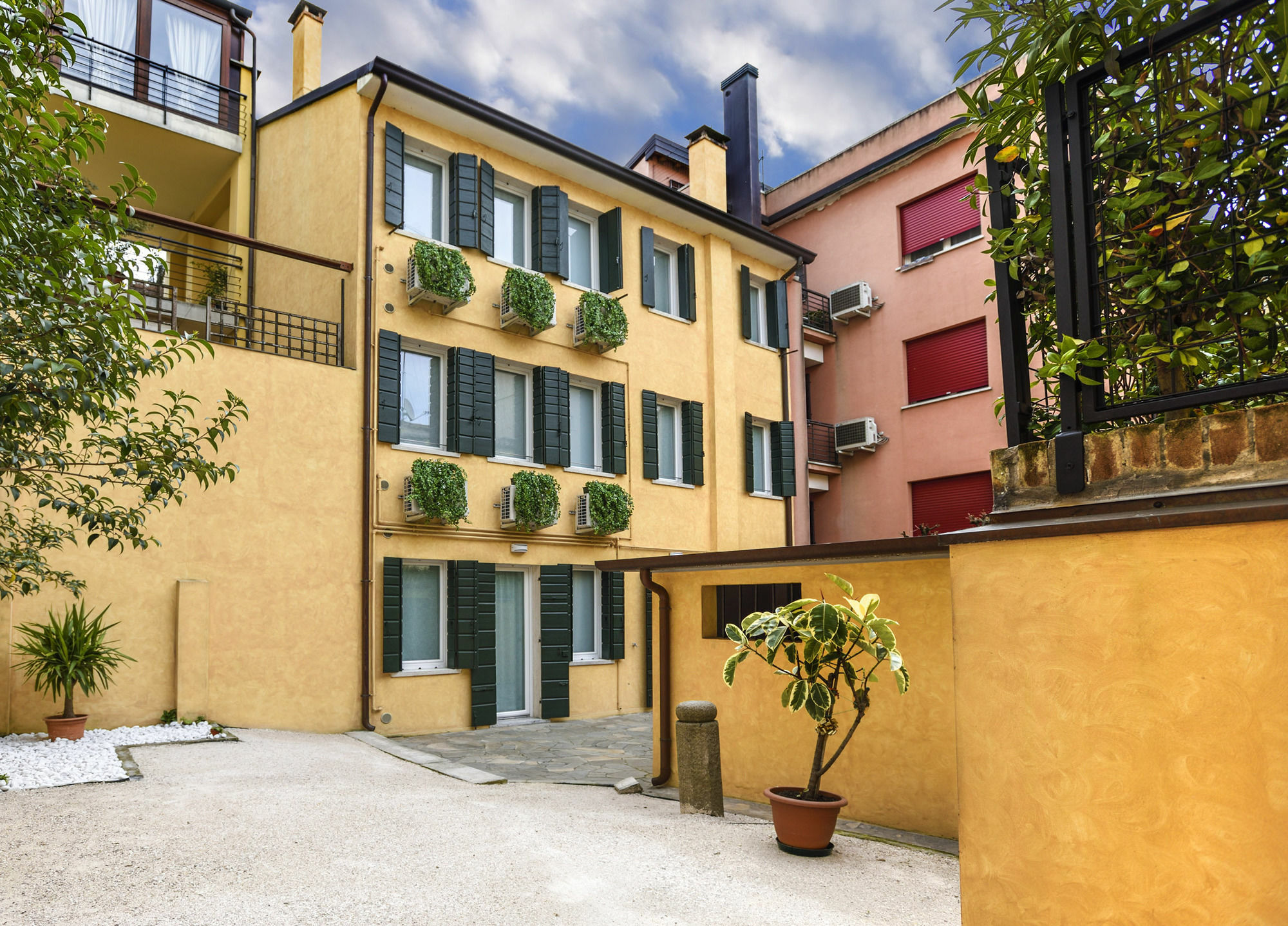 Brick House Treviso Leilighet Eksteriør bilde